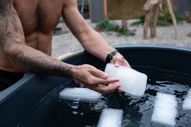 Ice Blocks 5er Set | Mega Eiswürfel | Zum Eisbaden | Eistonne | Eisfass | Kryotherapie | Kältetherapie
