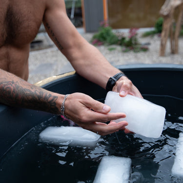 Ice Blocks 5er Set | Mega Eiswürfel | Zum Eisbaden | Eistonne | Eisfass | Kryotherapie | Kältetherapie